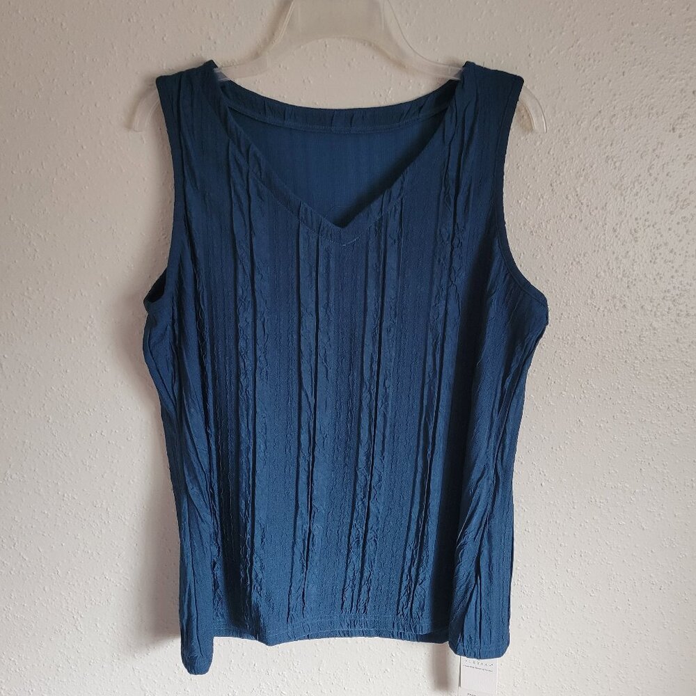 LUYAA Women's V Neck Tank Tops Casual Sleeveless Shirts Loose